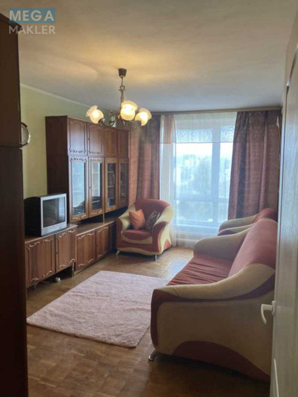Оренда 1 кімнатної квартири, <a class="location-link" href="/kiev/" title="Недвижимость Київ">Київ</a>, <a class="location-link" href="/kiev/solomenskij/" title="Недвижимость Солом'янський район">Солом'янський р-н</a>, Волгоградская ул., 17 (изображение 1)
