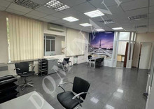 Продаж комерційної нерухомості, 99&nbsp;900&nbsp;кв.м