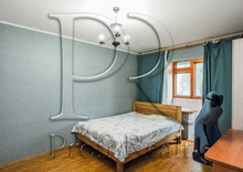 Продаж 1 кімнатної квартири (45/18/12), 2 пов. 18 пов. будинку