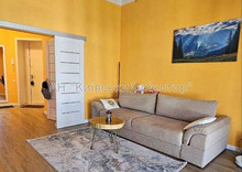 Продаж 2 кімнатної квартири (64/33/10), 5 пов. 7 пов. будинку