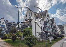 Продаж 4 кімнатної квартири (125/91/20), 4 пов. 5 пов. будинку