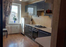 Продаж 4 кімнатної квартири (110/68/10), 7 пов. 10 пов. будинку