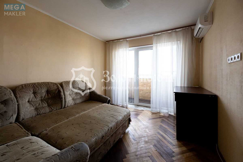 Продаж 2 кімнатної квартири (44,5/29/7,9), 9 пов. 9 пов. будинку, <a class="location-link" href="/kiev/" title="Недвижимость Київ">Київ</a>, <a class="location-link" href="/kiev/dneprovskij/" title="Недвижимость Дніпровський район">Дніпровський р-н</a>, Соборності просп., 9 (изображение 1)