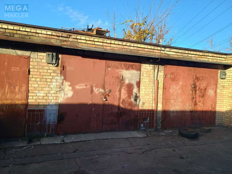 Продаж комерційної нерухомості, 40 кв.м, <a class="location-link" href="/kiev/" title="Недвижимость Київ">Київ</a>, <a class="location-link" href="/kiev/desnyanskij/" title="Недвижимость Деснянський район">Деснянський р-н</a>, Крайня вул., 13 (изображение 1)