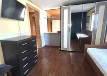 Продаж 2 кімнатної квартири (41,4/32,7/5), 2 пов. 2 пов. будинку