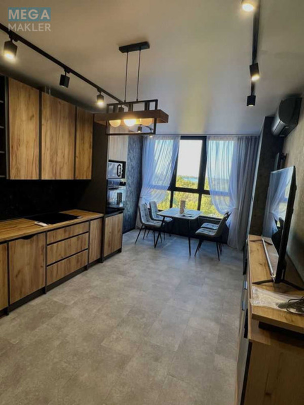 Оренда 2 кімнатної квартири, <a class="location-link" href="/kiev/" title="Недвижимость Київ">Київ</a>, <a class="location-link" href="/kiev/podolskij/" title="Недвижимость Подільський район">Подільський р-н</a>, Набережно-Рибальська вул., 27 (изображение 1)