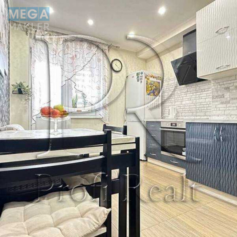 Продаж 1 кімнатної квартири (44/16/12), 4 пов. 11 пов. будинку, <a class="location-link" href="/sofievskaya-borshagovka/" title="Недвижимость Софіївська Борщагівка">Софіївська Борщагівка</a>, Чубинського вулиця, 4 (изображение 1)