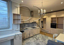 Продаж 1 кімнатної квартири (46/18/10), 15 пов. 32 пов. будинку