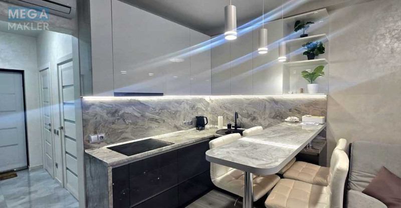 Оренда 1 кімнатної квартири, <a class="location-link" href="/kiev/" title="Недвижимость Київ">Київ</a>, <a class="location-link" href="/kiev/solomenskij/" title="Недвижимость Солом'янський район">Солом'янський р-н</a>, Михаила Максимовича ул., 24 (изображение 1)