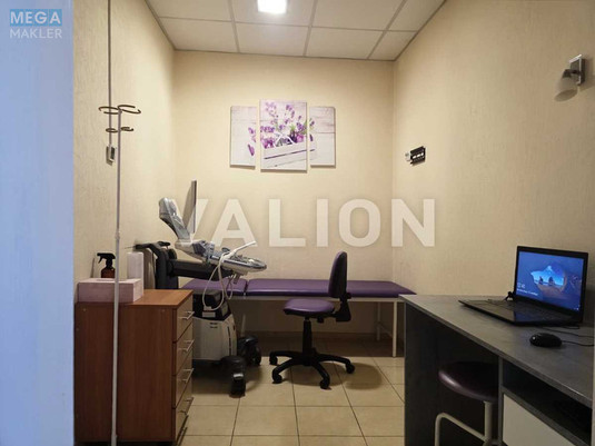 Оренда комерційної нерухомості, 69 кв.м, <a class="location-link" href="/kiev/" title="Недвижимость Київ">Київ</a>, <a class="location-link" href="/kiev/solomenskij/" title="Недвижимость Солом'янський район">Солом'янський р-н</a>, Ковальський пров., 19 (изображение 1)