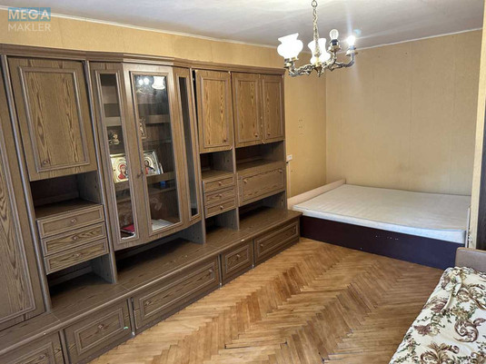 Продаж 1 кімнатної квартири (38/19/7), 6 пов. 9 пов. будинку, <a class="location-link" href="/kiev/" title="Недвижимость Київ">Київ</a>, <a class="location-link" href="/kiev/pecherskij/" title="Недвижимость Печерський район">Печерський р-н</a>, Кловський узвіз, 20 (изображение 1)