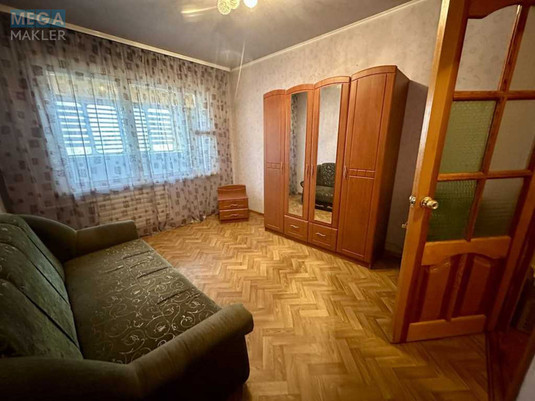 Оренда 2 кімнатної квартири, <a class="location-link" href="/kiev/" title="Недвижимость Київ">Київ</a>, <a class="location-link" href="/kiev/podolskij/" title="Недвижимость Подільський район">Подільський р-н</a>, Свободы просп., 24 (изображение 1)