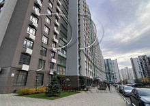 Продаж 2 кімнатної квартири (70/31/11), 14 пов. 16 пов. будинку