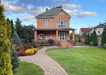 Продаж дома, 2 поверху, 215 кв.м, 4 кімнати, ділянка 11 соток