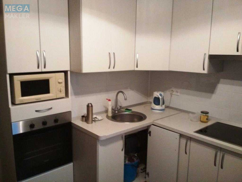 Оренда 1 кімнатної квартири, <a class="location-link" href="/kiev/" title="Недвижимость Київ">Київ</a>, <a class="location-link" href="/kiev/dneprovskij/" title="Недвижимость Дніпровський район">Дніпровський р-н</a>, Ярослава Гашека бульв., 24 (изображение 1)