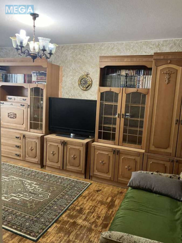 Оренда 1 кімнатної квартири, <a class="location-link" href="/kiev/" title="Недвижимость Київ">Київ</a>, <a class="location-link" href="/kiev/solomenskij/" title="Недвижимость Солом'янський район">Солом'янський р-н</a>, Волгоградская ул., 17 (изображение 1)