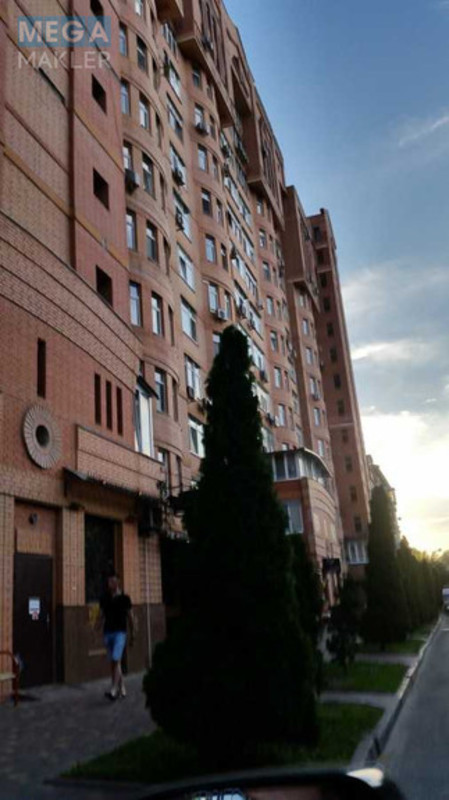 Оренда 3 кімнатної квартири, <a class="location-link" href="/kiev/" title="Недвижимость Київ">Київ</a>, <a class="location-link" href="/kiev/shevchenkovskij/" title="Недвижимость Шевченківський район">Шевченківський р-н</a>, Герцена вул., 17-25 (изображение 1)