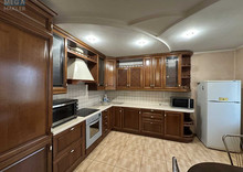 Продаж 3 кімнатної квартири (110/54/12), 13 пов. 18 пов. будинку