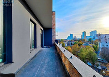 Новобудова, 8 поверхів