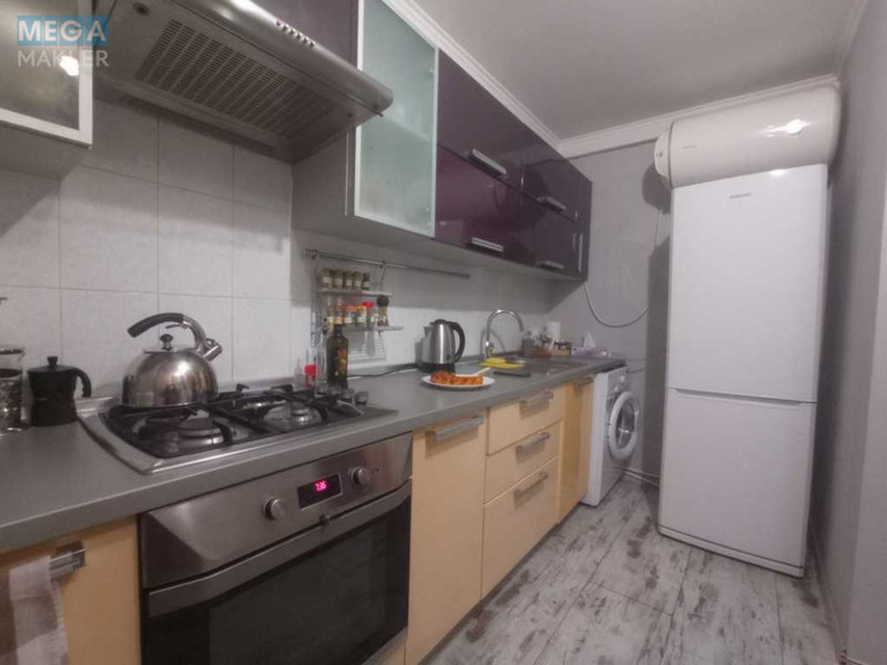 Оренда 1 кімнатної квартири, <a class="location-link" href="/kiev/" title="Недвижимость Київ">Київ</a>, <a class="location-link" href="/kiev/dneprovskij/" title="Недвижимость Дніпровський район">Дніпровський р-н</a>, Івана Микитенка вул., 9 (изображение 1)