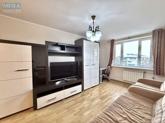 Продаж 1 кімнатної квартири (46,5/18/12,4), 8 пов. 12 пов. будинку, <a class="location-link" href="/kiev/" title="Недвижимость Київ">Київ</a>, <a class="location-link" href="/kiev/darnickij/" title="Недвижимость Дарницький район">Дарницький р-н</a>, Бориспольская ул., 12б (изображение 1)