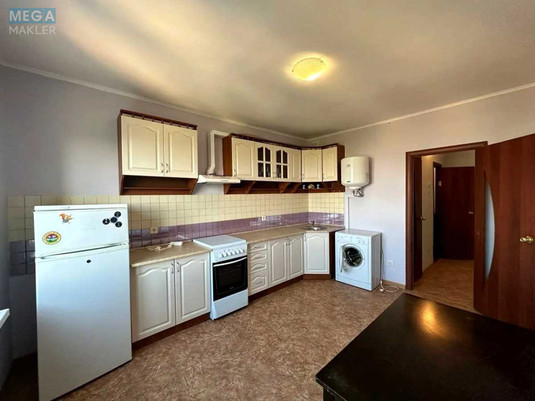 Оренда 2 кімнатної квартири, <a class="location-link" href="/kiev/" title="Недвижимость Київ">Київ</a>, <a class="location-link" href="/kiev/shevchenkovskij/" title="Недвижимость Шевченківський район">Шевченківський р-н</a>, Бакинська вул., 37Г (изображение 1)