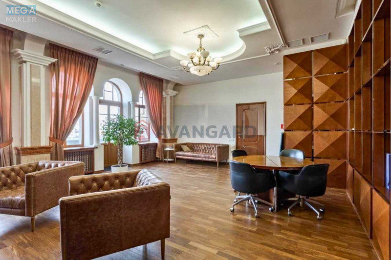 Оренда комерційної нерухомості, 2&nbsp;348,30&nbsp;кв.м, под офис, <a class="location-link" href="/kiev/" title="Недвижимость Київ">Київ</a>, <a class="location-link" href="/kiev/podolskij/" title="Недвижимость Подільський район">Подільський р-н</a>, Контрактовая пл., 10А (изображение 1)