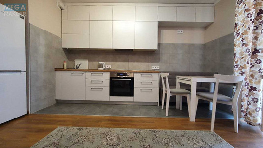 Оренда 1 кімнатної квартири, <a class="location-link" href="/kiev/" title="Недвижимость Київ">Київ</a>, <a class="location-link" href="/kiev/dneprovskij/" title="Недвижимость Дніпровський район">Дніпровський р-н</a>, Воскресенська вул., 18А (изображение 1)