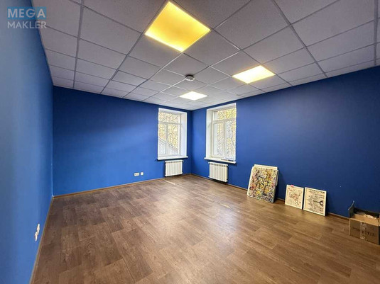 Оренда комерційної нерухомості, 83&nbsp;кв.м, под офис, <a class="location-link" href="/kiev/" title="Недвижимость Київ">Київ</a>, <a class="location-link" href="/kiev/shevchenkovskij/" title="Недвижимость Шевченківський район">Шевченківський р-н</a>, Дмитрівська вул., 35 (изображение 1)