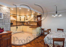 Продаж 3 кімнатної квартири (147/87/25), 10 пов. 11 пов. будинку