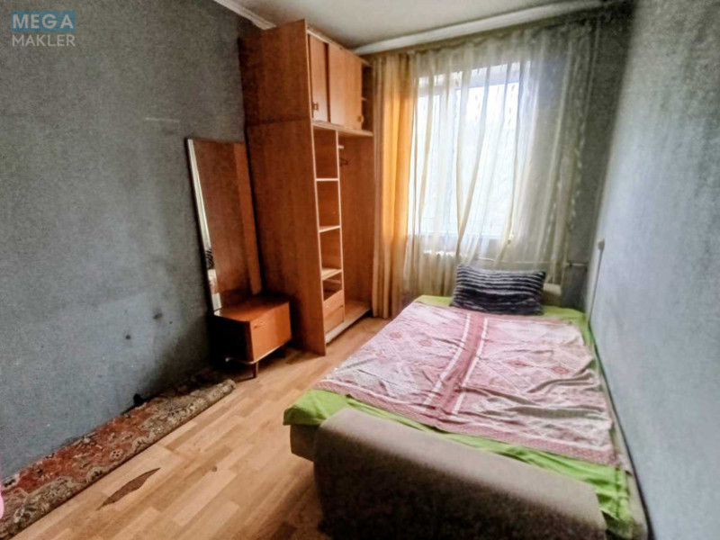 Оренда кімнати (підселення), <a class="location-link" href="/odessa/" title="Недвижимость Одеса">Одеса</a>, <a class="location-link" href="/odessa/malinovskij/" title="Недвижимость Малиновський район">Малиновський р-н</a>, Филатова, 6б (изображение 1)