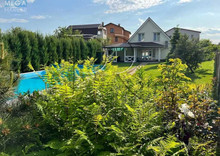 Продаж дома, 2 поверху, 150 кв.м, 3 кімнати, ділянка 9 соток