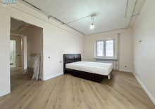 Продаж 2 кімнатної квартири (50/28/7), 4 пов. 9 пов. будинку