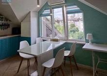 Продаж 3 кімнатної квартири (95/50/16), 4 пов. 4 пов. будинку