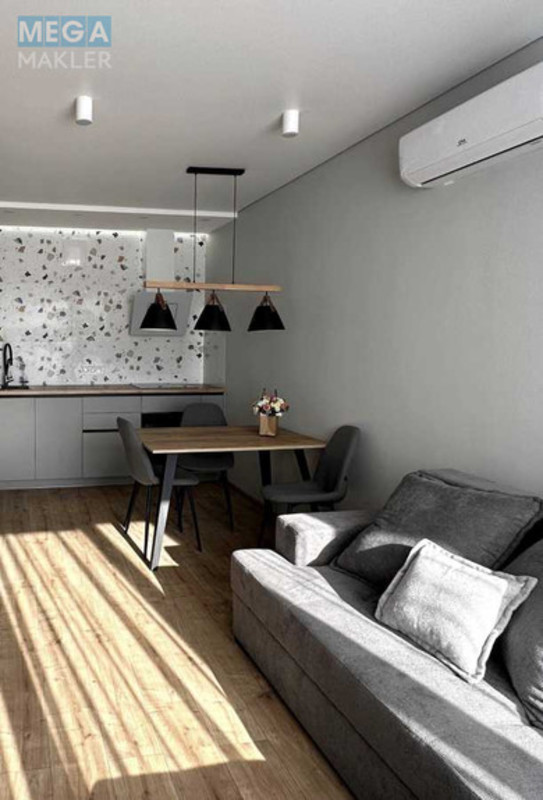 Оренда 1 кімнатної квартири, <a class="location-link" href="/kiev/" title="Недвижимость Київ">Київ</a>, <a class="location-link" href="/kiev/podolskij/" title="Недвижимость Подільський район">Подільський р-н</a>, Ивана Выговского ул. (изображение 1)