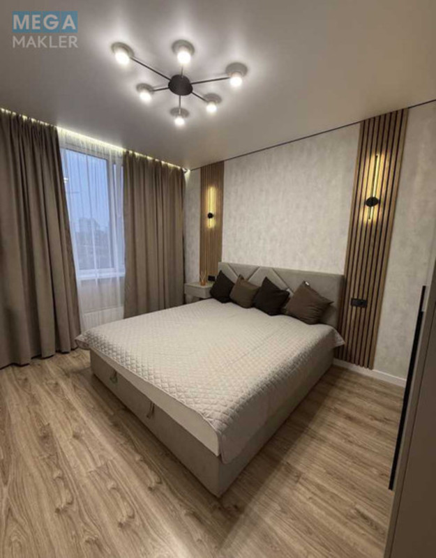 Оренда 1 кімнатної квартири, <a class="location-link" href="/kiev/" title="Недвижимость Київ">Київ</a>, <a class="location-link" href="/kiev/podolskij/" title="Недвижимость Подільський район">Подільський р-н</a>, Европейского Союза просп. (изображение 1)