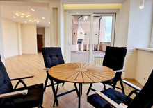 Продаж 4 кімнатної квартири (187/?/?), 21 пов. 22 пов. будинку