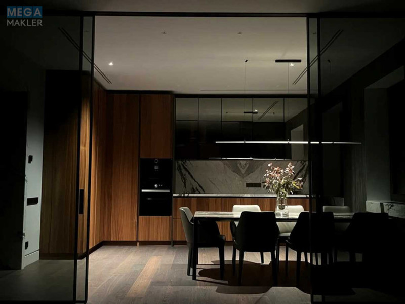 Продаж 6 кімнатної квартири (274/?/?), 5 пов. 5 пов. будинку, <a class="location-link" href="/kiev/" title="Недвижимость Київ">Київ</a>, <a class="location-link" href="/kiev/pecherskij/" title="Недвижимость Печерський район">Печерський р-н</a>, Академика Богомольца ул. (изображение 1)