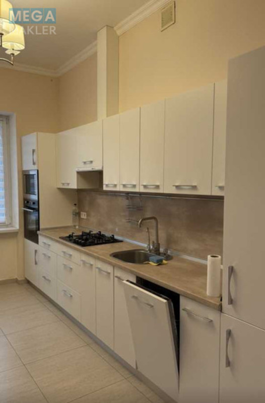 Оренда дома, <a class="location-link" href="/kozin-selo-kv/" title="Недвижимость Козин">Козин</a>, Лісова (изображение 1)