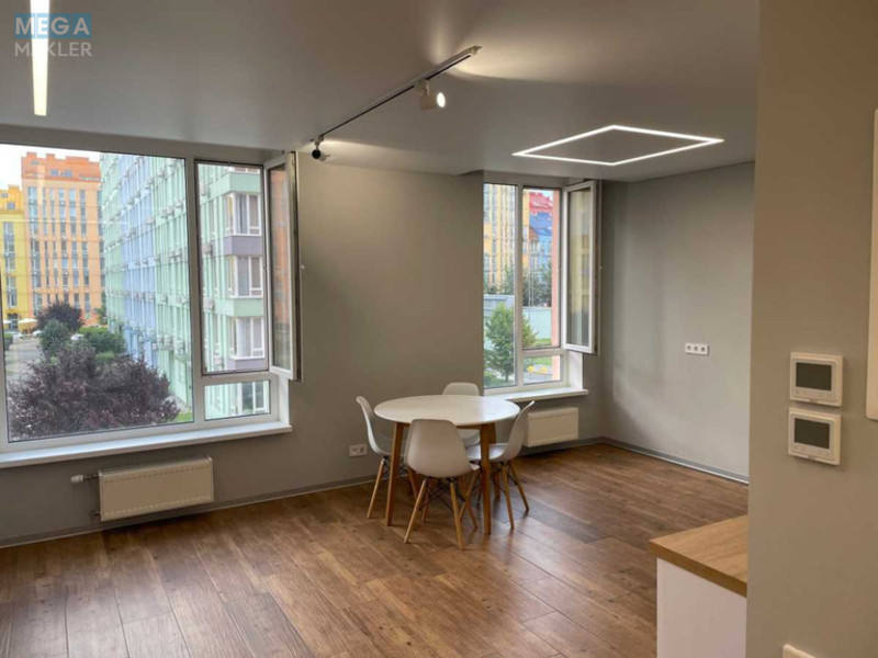 Продаж 3 кімнатної квартири (72/42/15), 3 пов. 9 пов. будинку, <a class="location-link" href="/kiev/" title="Недвижимость Київ">Київ</a>, <a class="location-link" href="/kiev/darnickij/" title="Недвижимость Дарницький район">Дарницький р-н</a>, Березневая ул., 12 (изображение 1)