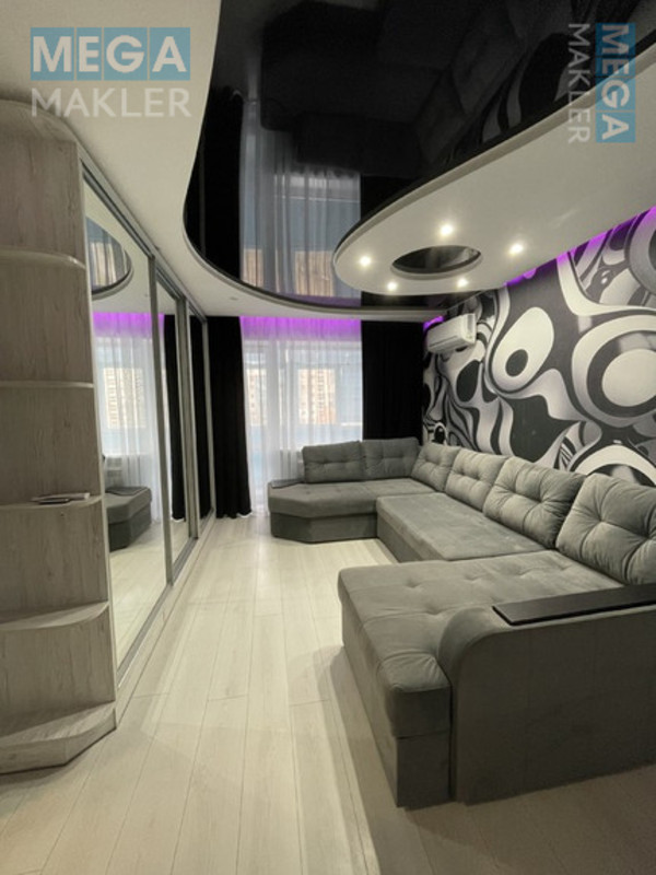 Продаж 2 кімнатної квартири (52/33/7), 5 пов. 9 пов. будинку, <a class="location-link" href="/dneprodzerzhinsk/" title="Недвижимость Кам'янське">Каменское</a>, <a class="location-link" href="/dneprodzerzhinsk/dneprovskij/" title="Недвижимость Дніпровський район">Дніпровський р-н</a>, Ивана Мазепы (изображение 1)