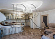 Продаж 3 кімнатної квартири (121/44/42), 15 пов. 16 пов. будинку