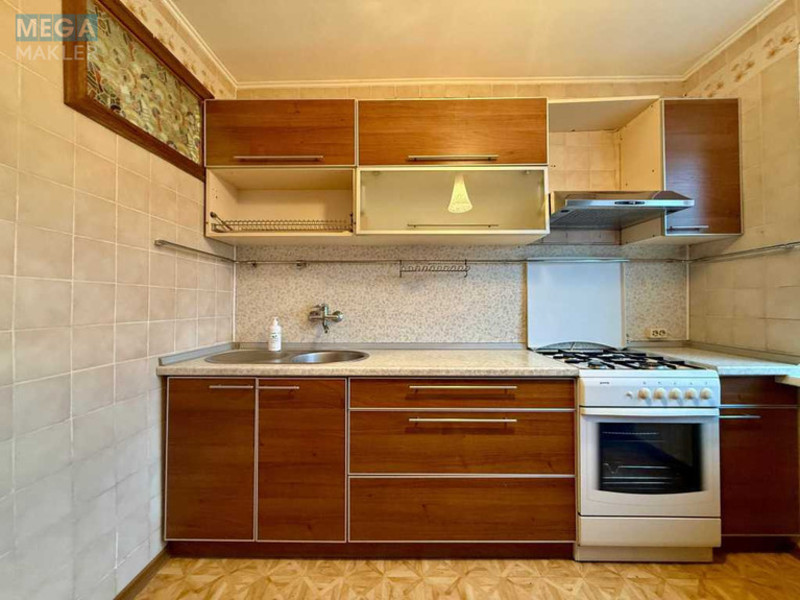 Оренда 2 кімнатної квартири, <a class="location-link" href="/kiev/" title="Недвижимость Київ">Київ</a>, <a class="location-link" href="/kiev/shevchenkovskij/" title="Недвижимость Шевченківський район">Шевченківський р-н</a>, Половецкая ул., 16 (изображение 1)