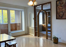 Продаж 5 кімнатної квартири (87/62/11,4), 2 пов. 9 пов. будинку