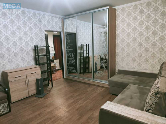 Оренда 3 кімнатної квартири, <a class="location-link" href="/odessa/" title="Недвижимость Одеса">Одеса</a>, <a class="location-link" href="/odessa/suvorovskij/" title="Недвижимость Суворовський район">Суворовський р-н</a>, Паустовского, 31 (изображение 1)