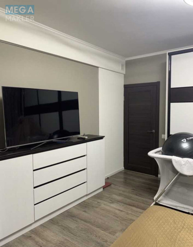 Оренда 2 кімнатної квартири, <a class="location-link" href="/kiev/" title="Недвижимость Київ">Київ</a>, <a class="location-link" href="/kiev/darnickij/" title="Недвижимость Дарницький район">Дарницький р-н</a>, Єлизавети Чавдар вул. (изображение 1)