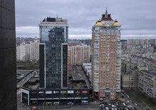 Продаж 4 кімнатної квартири (150/?/42,5), 21 пов. 25 пов. будинку