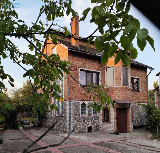 Продаж дома, 3&nbsp;поверху, 195&nbsp;кв.м, 6&nbsp;кімнат, ділянка 9&nbsp;соток, <a class="location-link" href="/dnepropetrovsk/" title="Недвижимость Дніпра">Дніпро</a>, Доблесная (изображение 1)
