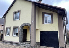 Продаж дома, 2 поверху, 200 кв.м, 4 кімнати, ділянка 5 соток