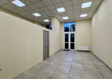 Оренда комерційної нерухомості, 61 кв.м